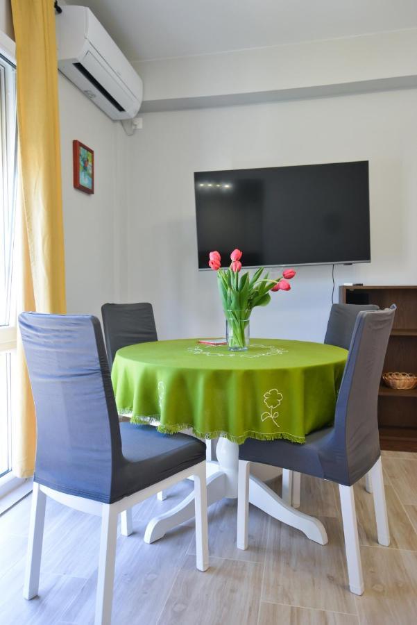 Rocky Ii Apartament *